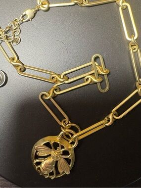 18k overlay Spartina Gold Bee Pendant Link Necklace Beautiful!